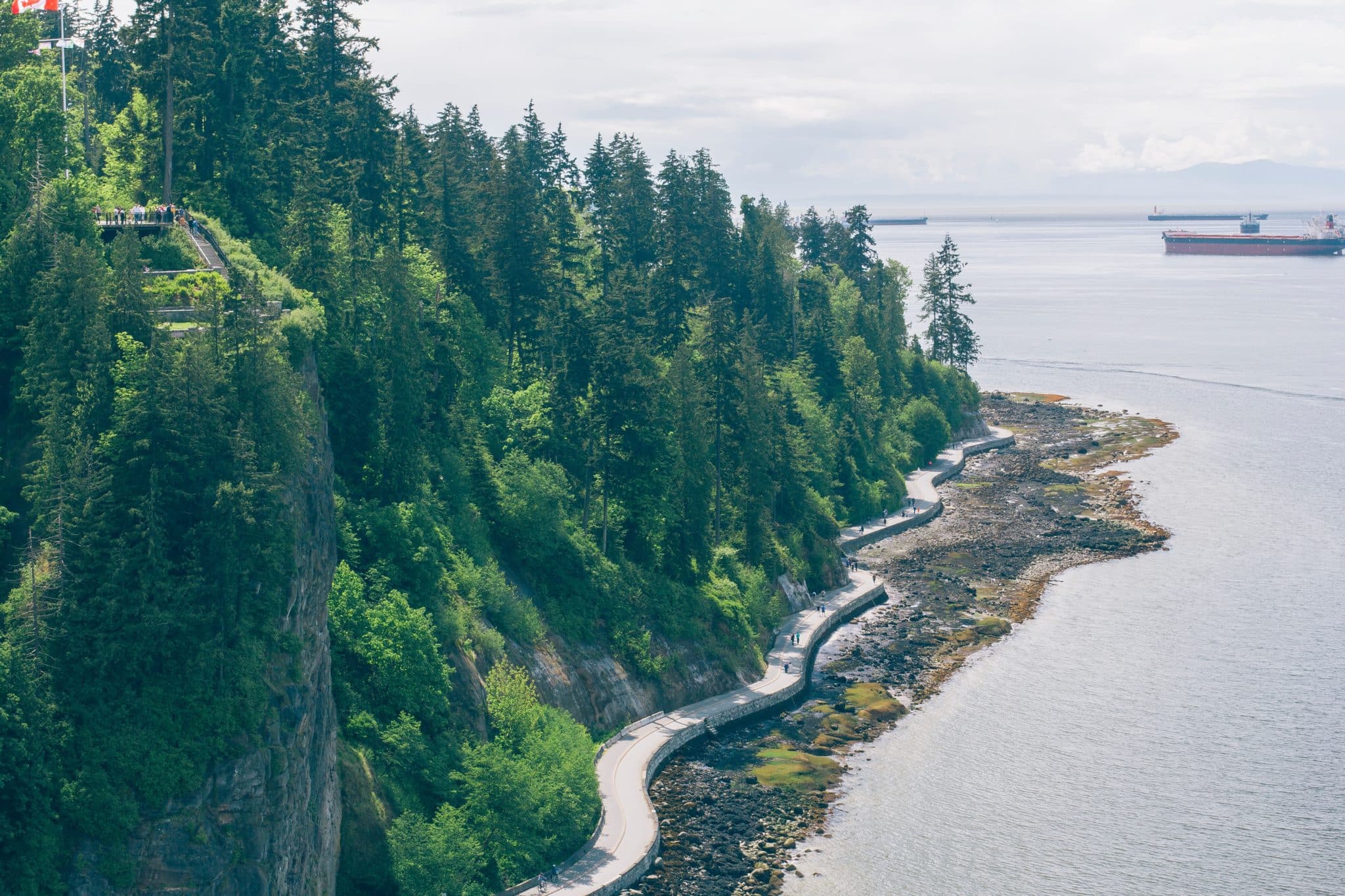 Vancouver Sea Wall - photo by Gabriel Santiago