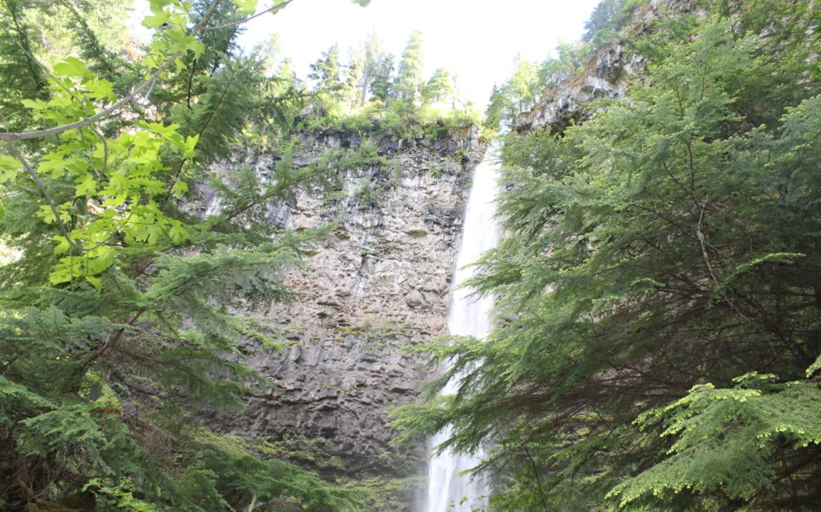 oregons road of waterfalls