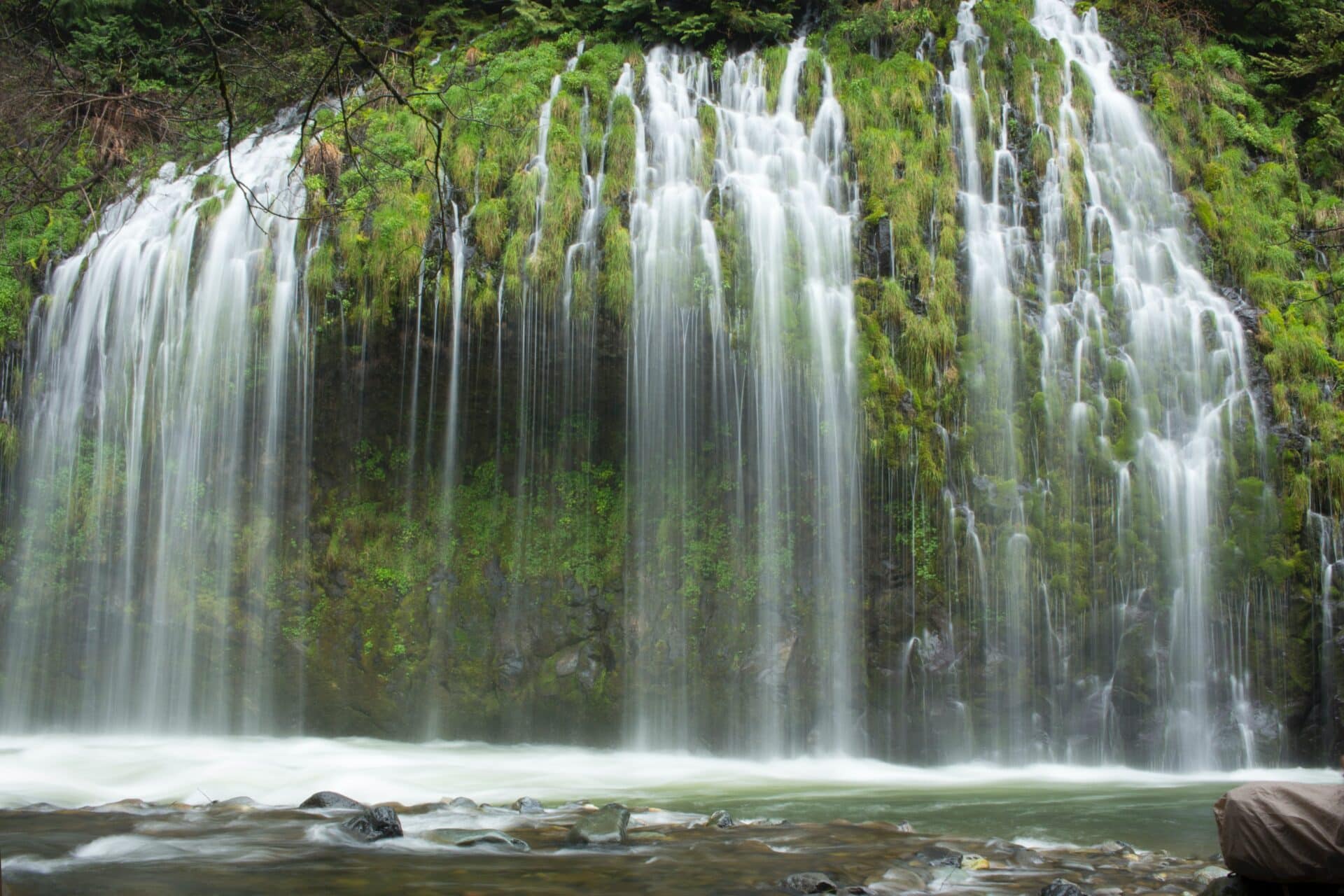 Mossbrae Falls California